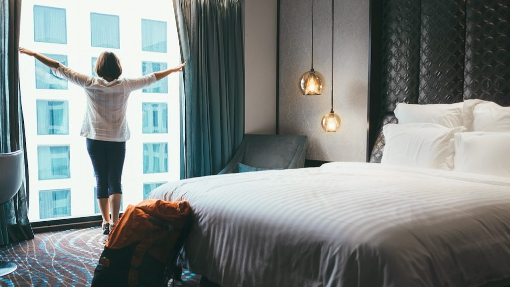 So finden Sie das perfekte Hotel für Alleinreisende